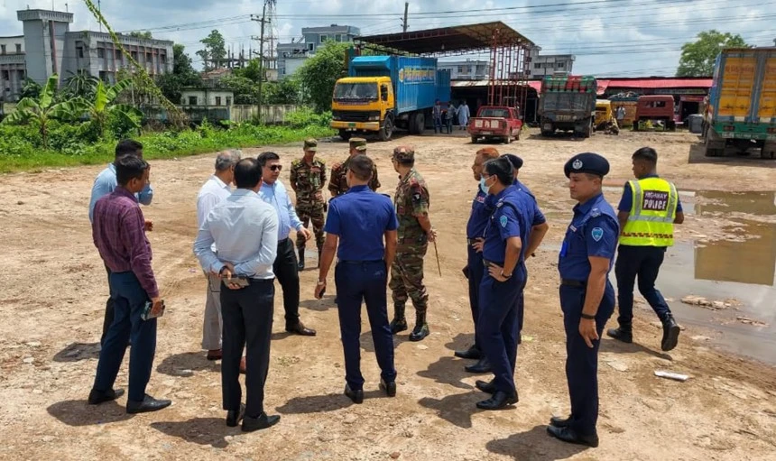 কুমিল্লায় সব হোটেলের বাস কাউন্টার অপসারণ; নতুন ইউটার্নের ঘোষণা
